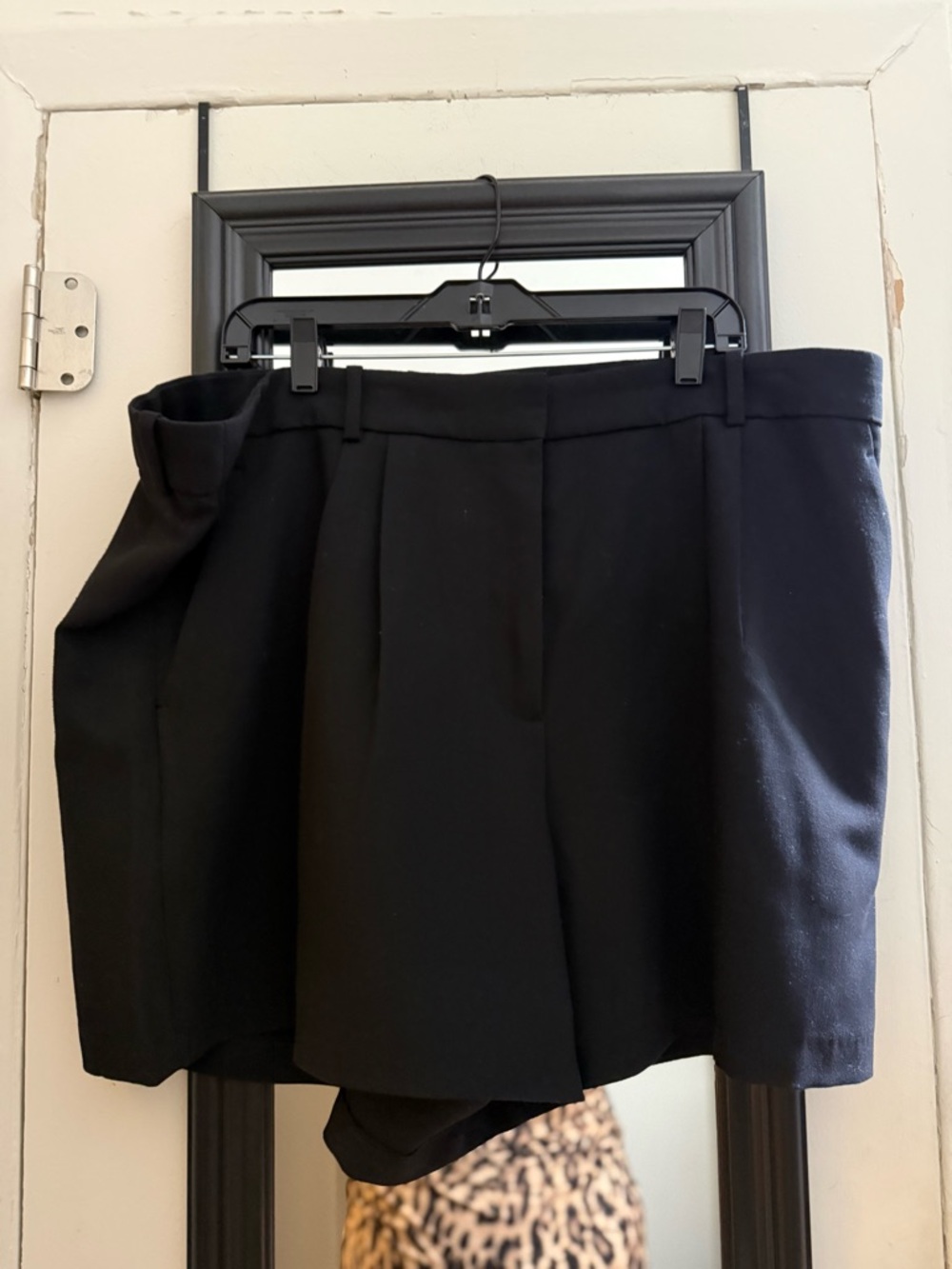 Abercrombie & Fitch Black Tailored Women's Shorts